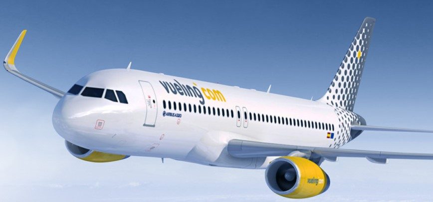 Vueling-Airlines national-geographic-kids-dangerous-dinosaurs-sound-book-by-pi-kids-mixed-media-product