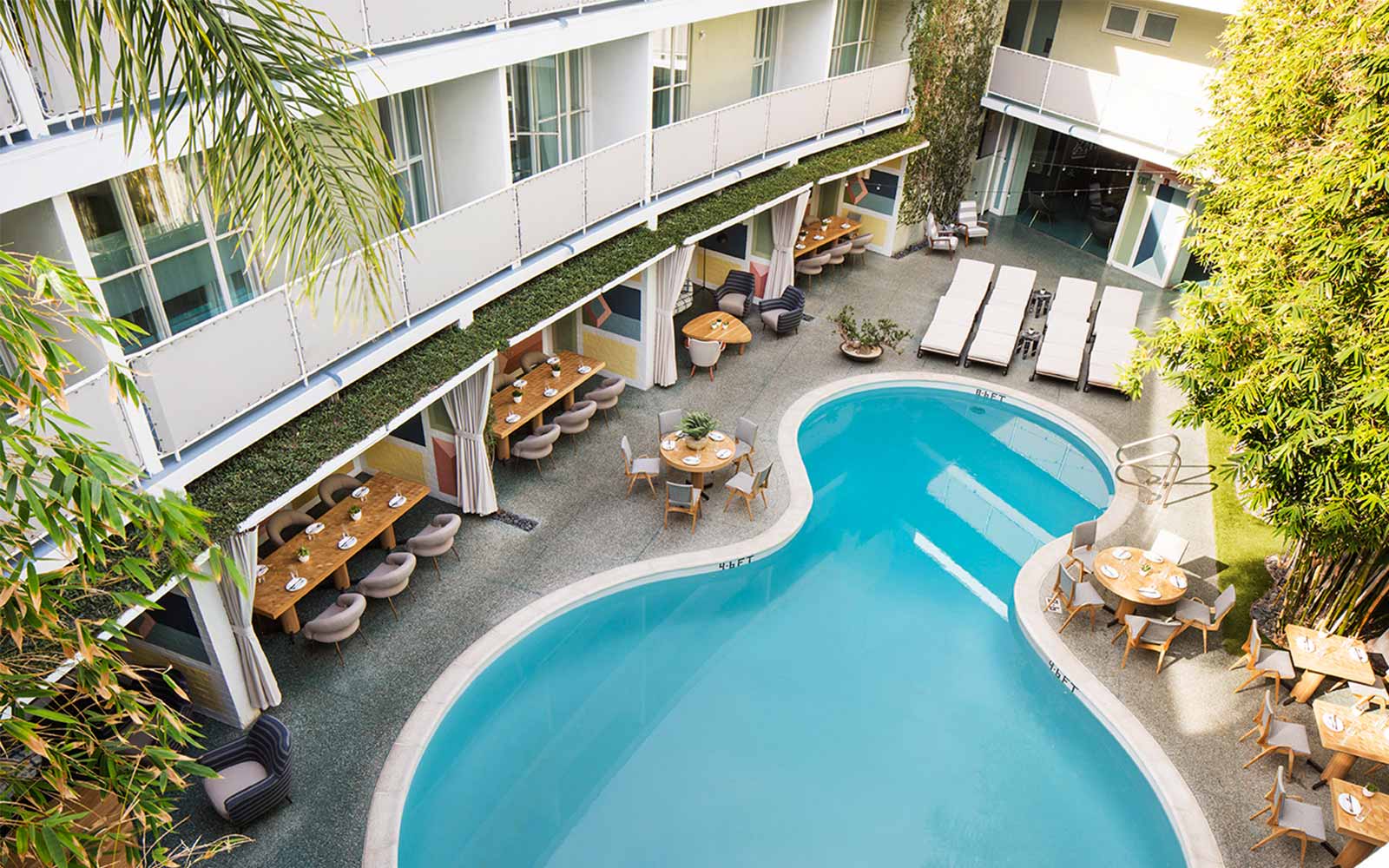avalon-hotel-beverly-hills fourth-wing-by-rebecca-yarros-hardcover