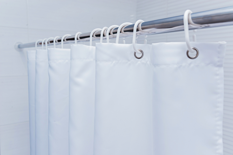 Top 5 Shower Curtains to Elevate Your Bathroom Vibe